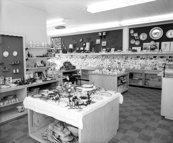 1953 - Haase Gift Shop